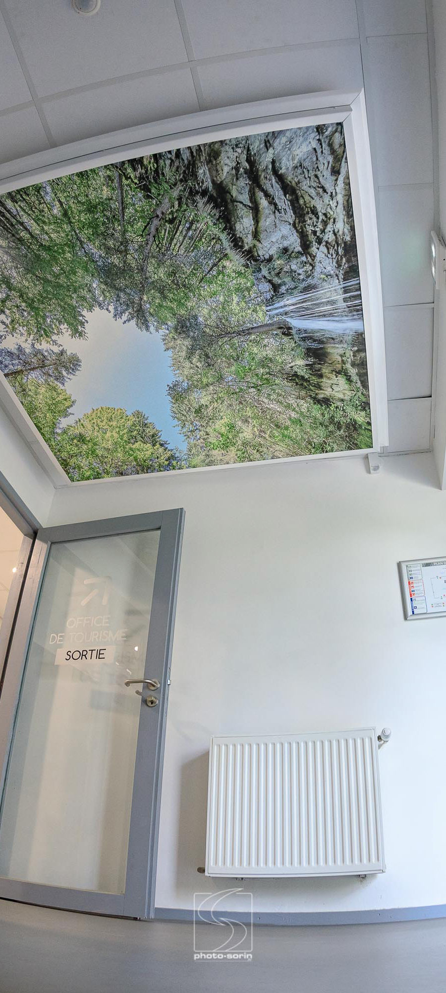 Passage entre salles -Office de Tourisme