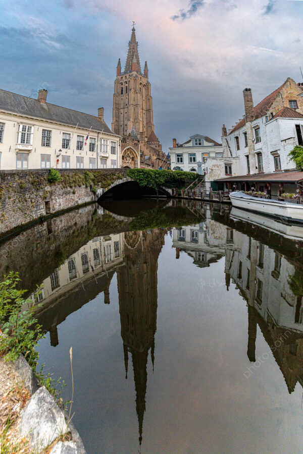 B - Bruges